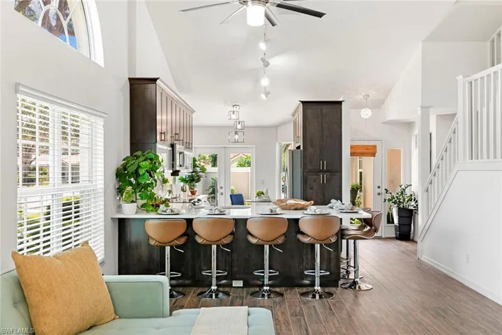 1733  San Bernadino  WAY, Naples, FL 34109