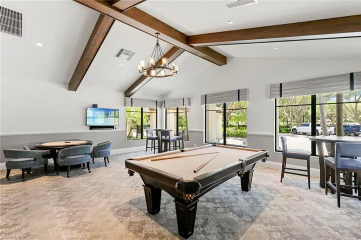 1733  San Bernadino  WAY, Naples, FL 34109