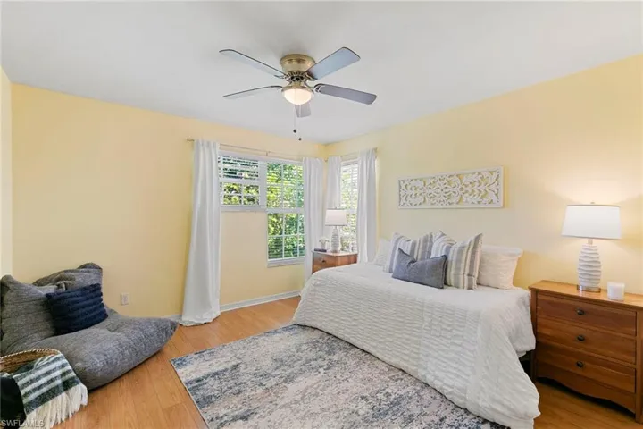 1733  San Bernadino  WAY, Naples, FL 34109