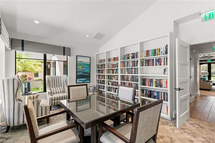 1733  San Bernadino  WAY, Naples, FL 34109