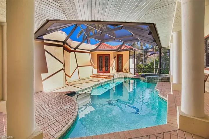 8460 Belle Meade Dr, Fort Myers, Florida 33908