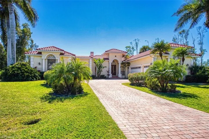 8460 Belle Meade Dr, Fort Myers, Florida 33908