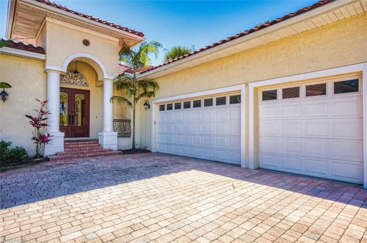 8460 Belle Meade Dr, Fort Myers, Florida 33908