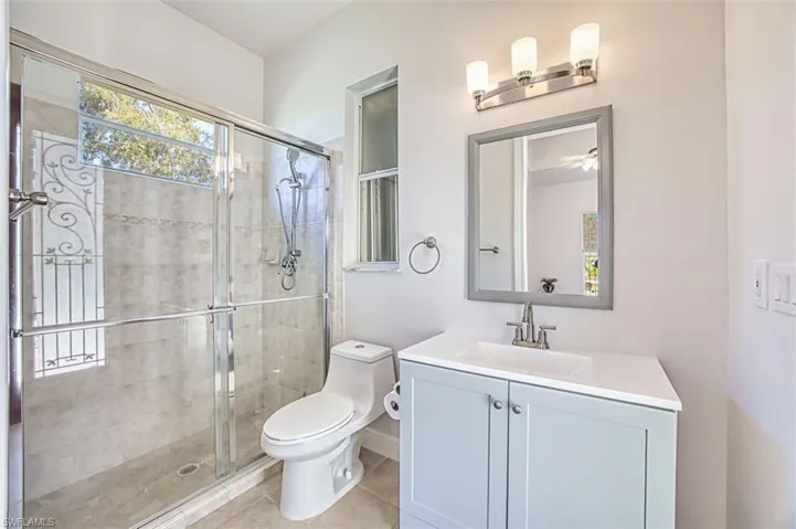 8460 Belle Meade Dr, Fort Myers, Florida 33908
