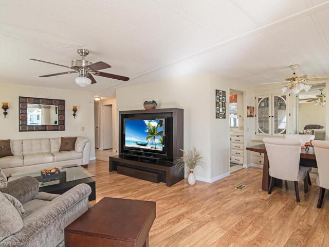 137 Cape Sable DR, NAPLES FL 34104