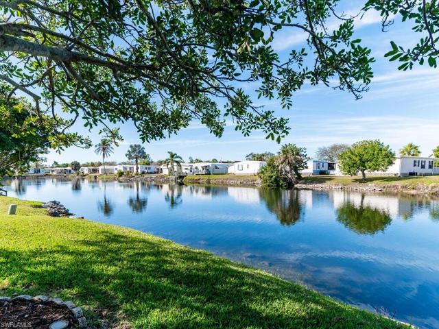 137 Cape Sable DR, NAPLES FL 34104