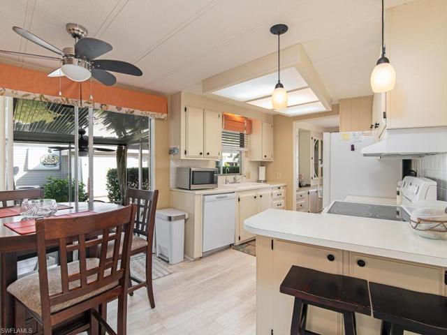 137 Cape Sable DR, NAPLES FL 34104