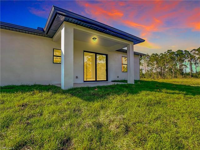 2906 3rd ST SW, LEHIGH ACRES FL 33976
