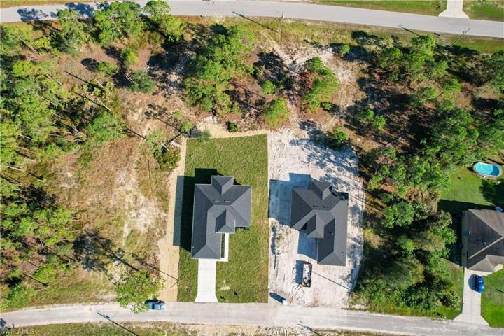 2906 3rd ST SW, LEHIGH ACRES FL 33976