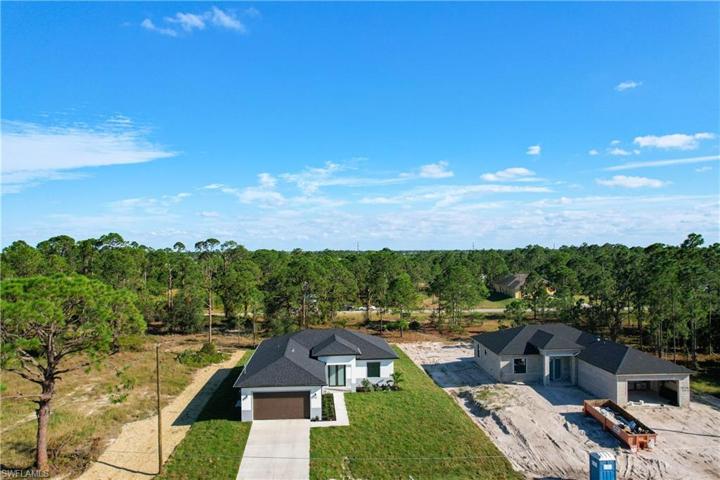 2906 3rd ST SW, LEHIGH ACRES FL 33976