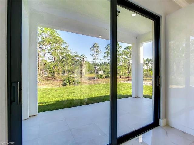 2906 3rd ST SW, LEHIGH ACRES FL 33976