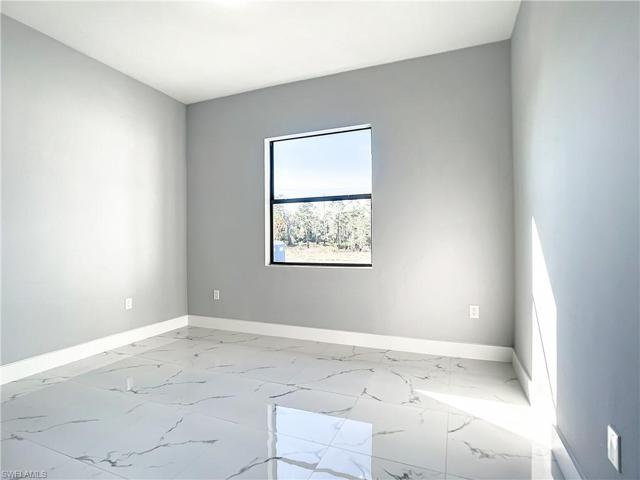 2906 3rd ST SW, LEHIGH ACRES FL 33976