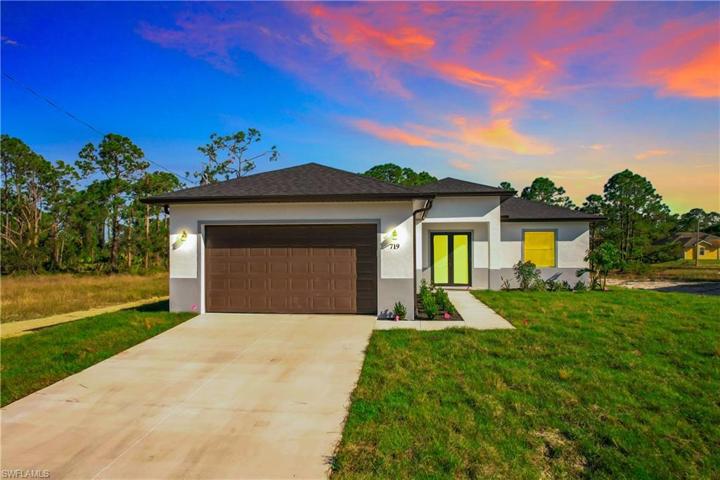 2906 3rd ST SW, LEHIGH ACRES FL 33976
