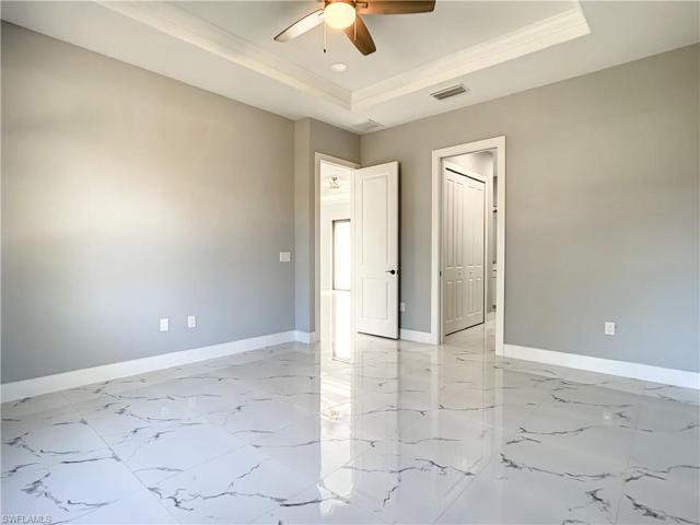 2906 3rd ST SW, LEHIGH ACRES FL 33976