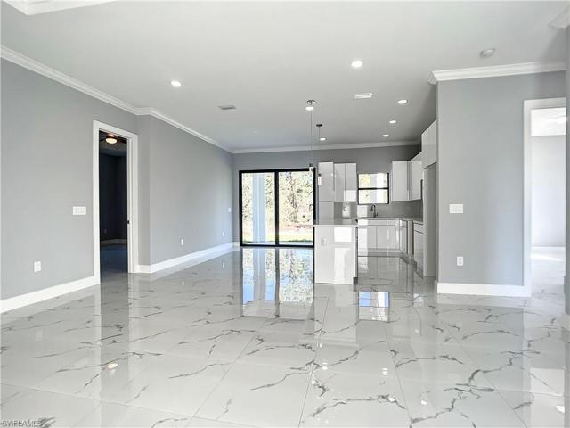 2906 3rd ST SW, LEHIGH ACRES FL 33976