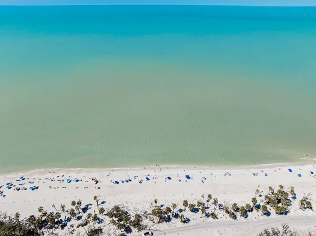 1 Bluebill Ave 511, Naples, Florida 34108