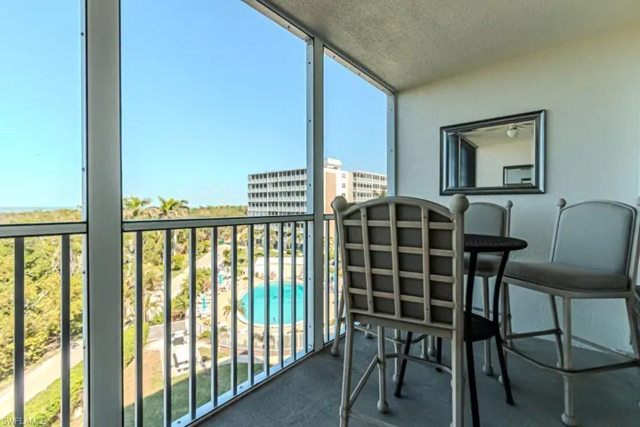 1 Bluebill Ave 511, Naples, Florida 34108