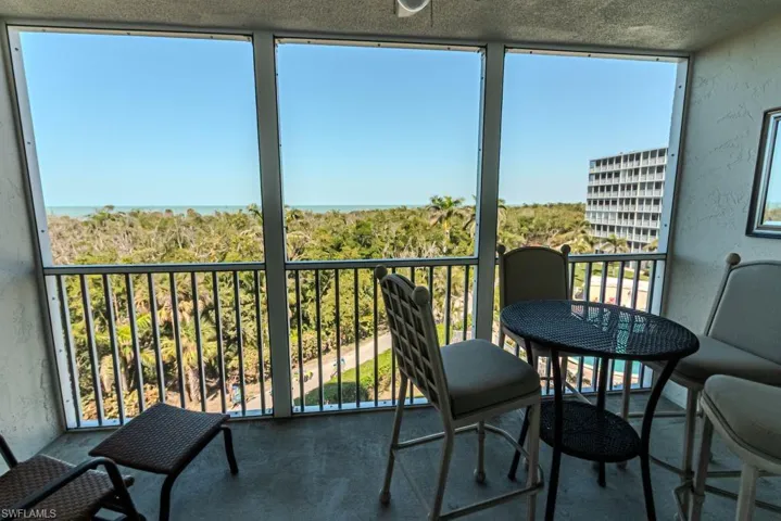 1 Bluebill Ave 511, Naples, Florida 34108
