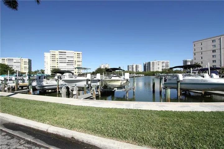 1 Bluebill Ave 511, Naples, Florida 34108