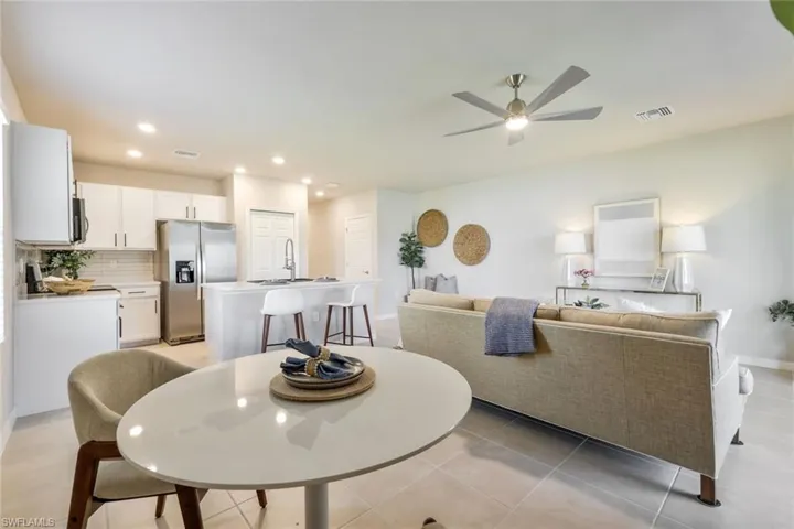 Open concept floor plan that is great for entertaining family and friends.