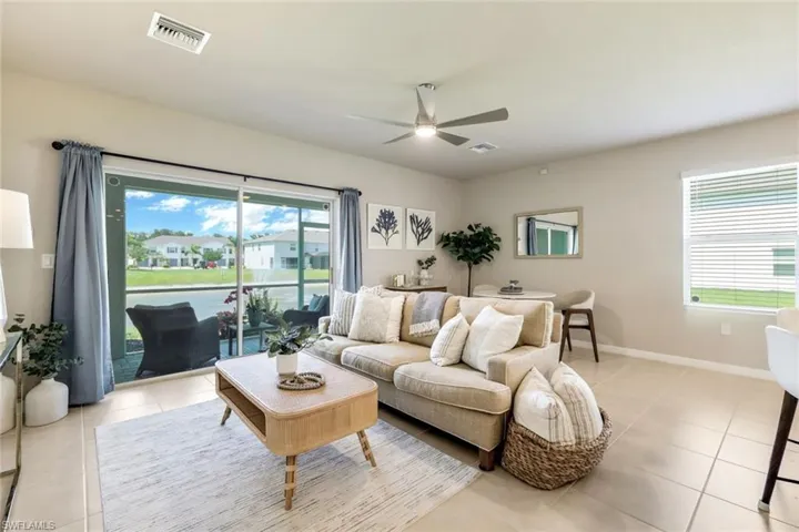 15088  Wildflower  CIR, Naples, FL 34119
