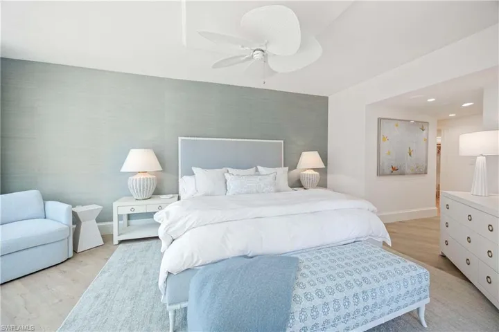 3971 Gulf Shore Blvd N 401, Naples, Florida 34103