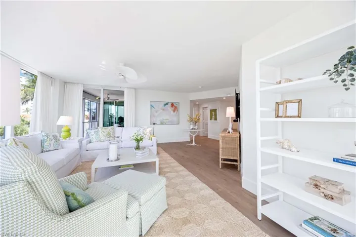 3971 Gulf Shore Blvd N 401, Naples, Florida 34103