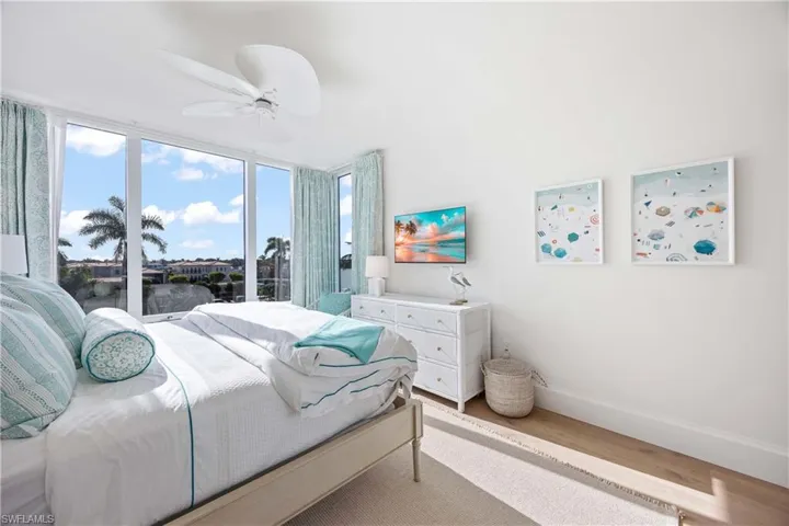 3971 Gulf Shore Blvd N 401, Naples, Florida 34103
