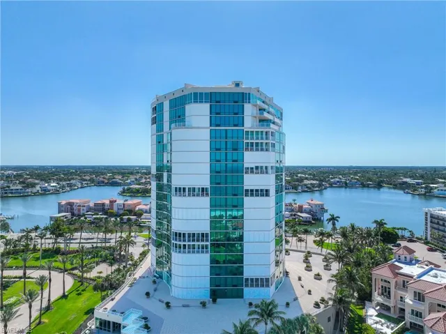 3971 Gulf Shore Blvd N 401, Naples, Florida 34103