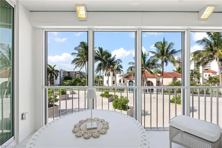 3971 Gulf Shore Blvd N 401, Naples, Florida 34103