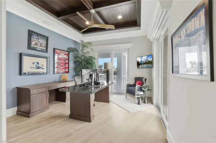 Bedroom set as office