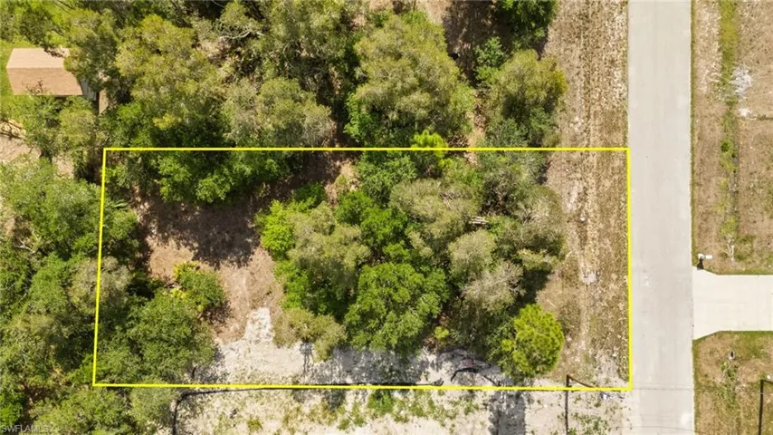 Aerial view of property's location with property parcel outlined