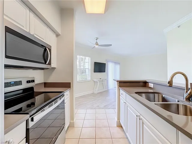 15630 Ocean Walk Cir 112, Fort Myers, Florida 33908