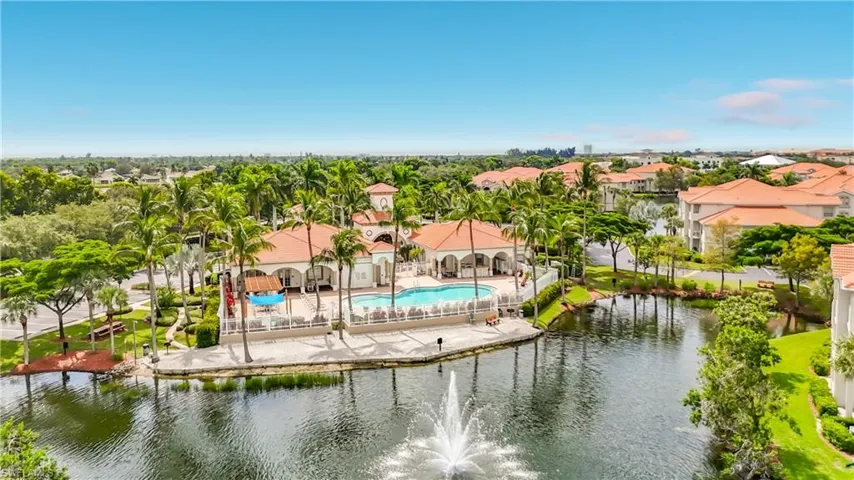 15630 Ocean Walk Cir 112, Fort Myers, Florida 33908