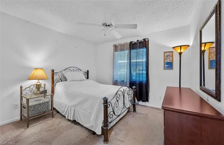 5733  Deauville  CIR, Naples, FL 34112