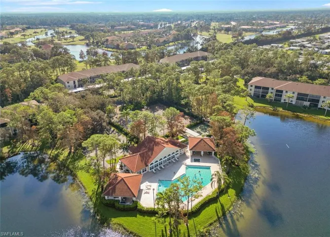 5733  Deauville  CIR, Naples, FL 34112