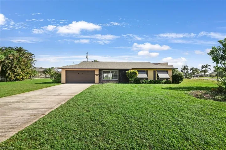 WELCOME TO 401 SE 22nd TERRACE!