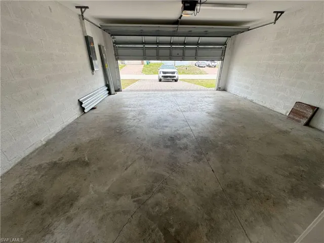 2536 NW 18th  PL, Cape Coral, FL 33993