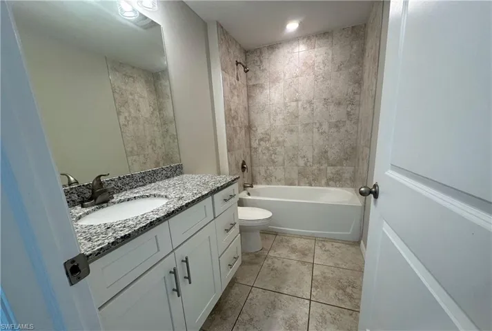2536 NW 18th  PL, Cape Coral, FL 33993