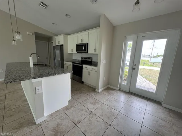 2536 NW 18th  PL, Cape Coral, FL 33993