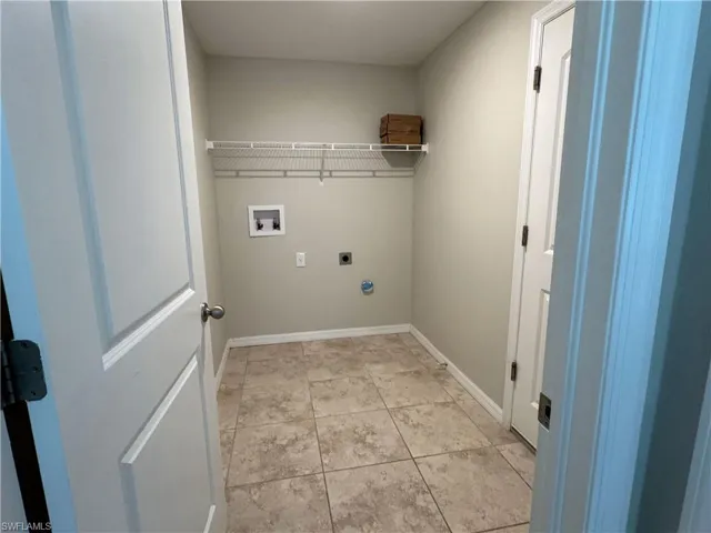 2536 NW 18th  PL, Cape Coral, FL 33993