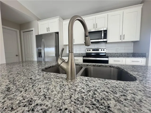 2536 NW 18th  PL, Cape Coral, FL 33993