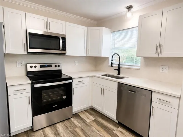 3325 Airport Rd N R4, Naples, Florida 34105