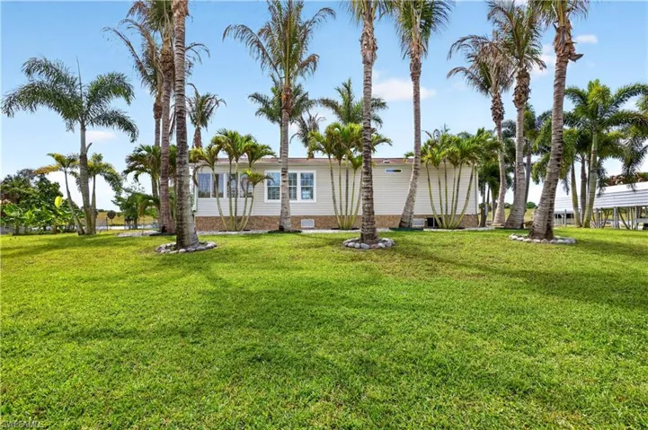 3342 County Road 721 Loop, Moore Haven, Florida 33471