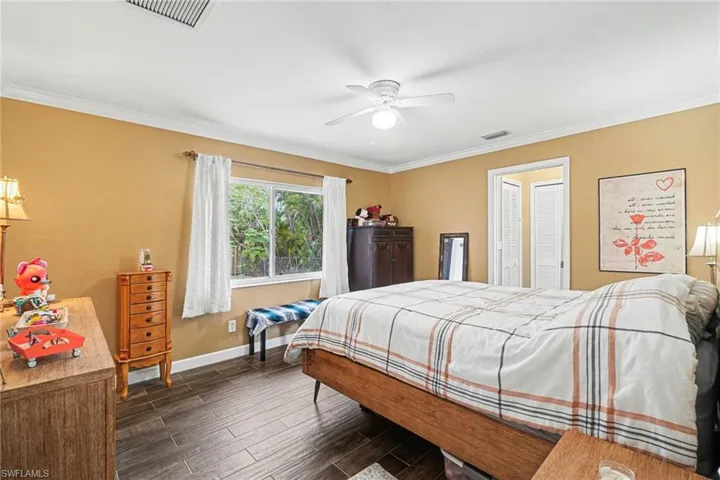 402 SE 8th  ST, Cape Coral, FL 33990