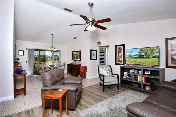 205  Eaglesmere  DR, Lehigh Acres, FL 33936