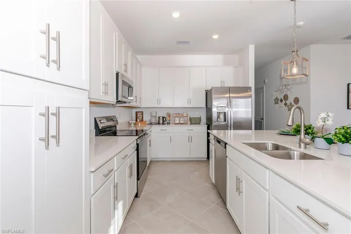 5527 Double Eagle Cir 3842, Ave Maria, Florida 34142