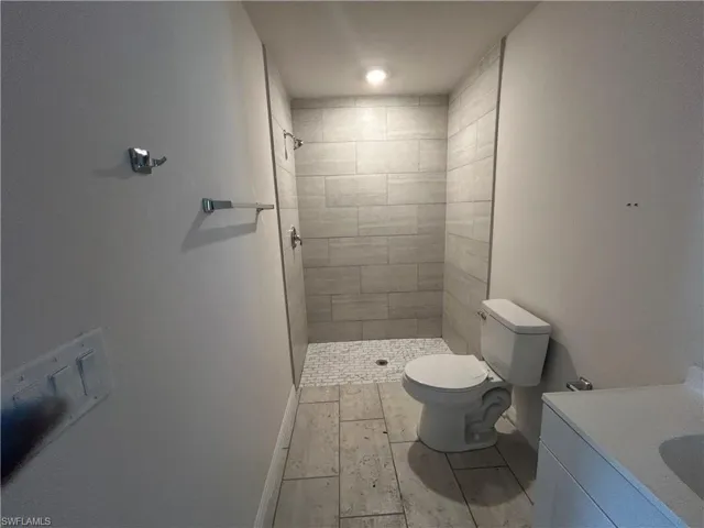 2909 Santa Barbara Blvd, Cape Coral, Florida 33914