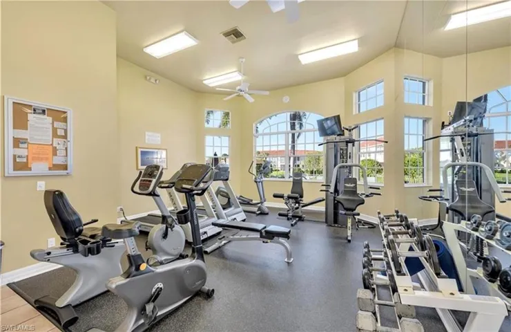 700  L Ambiance  CIR, Naples, FL 34108