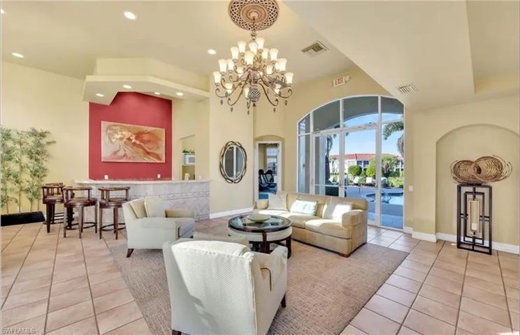 700  L Ambiance  CIR, Naples, FL 34108